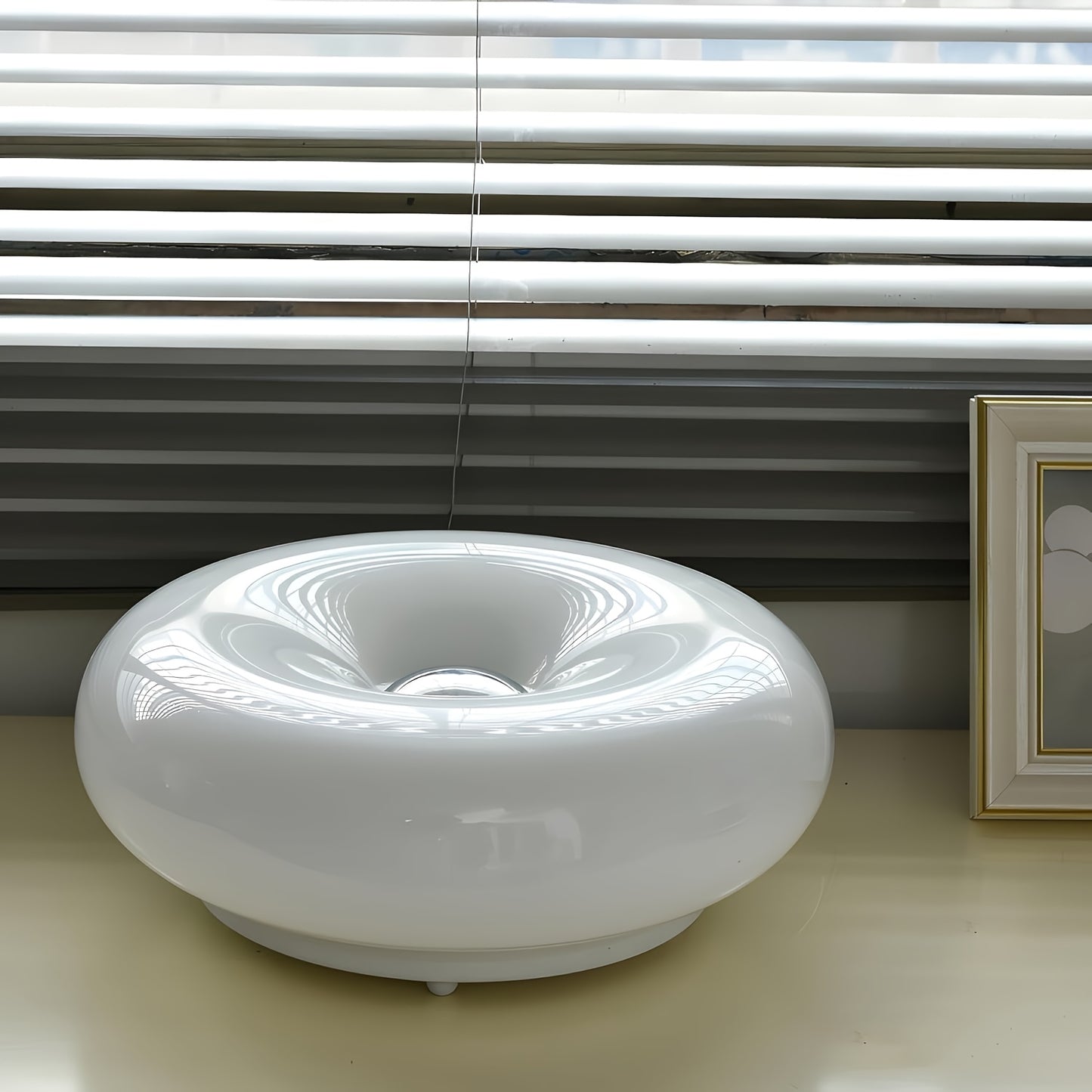 Crea el Ambiente Perfecto en Segundos – Lámpara Donut LED con 6 Brillos y 3 Tonos que Amarás 💡🧡
